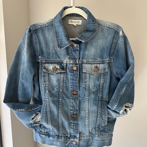 Madewell Distressed Denim Jacket Large Pre-Loved - Picture 9 of 13